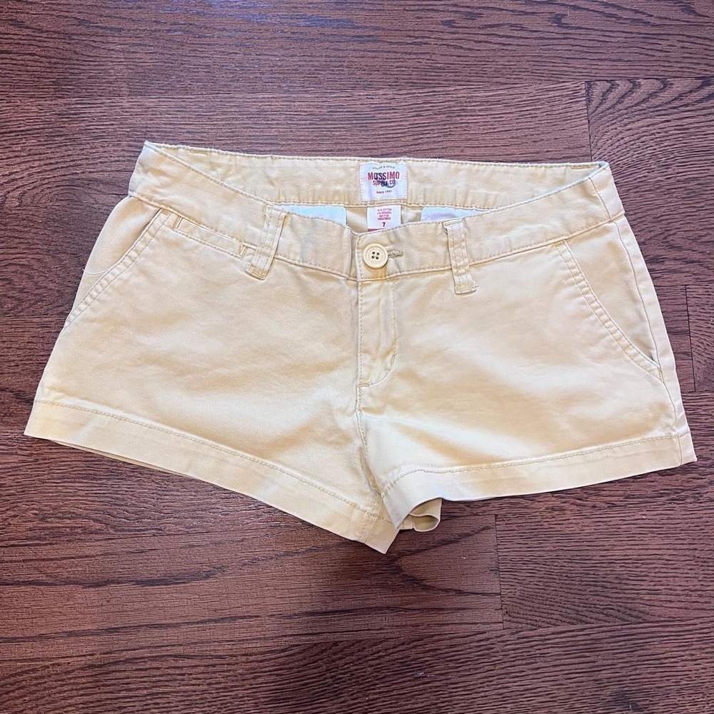 y2k muted yellow low rise jean shorts size 6